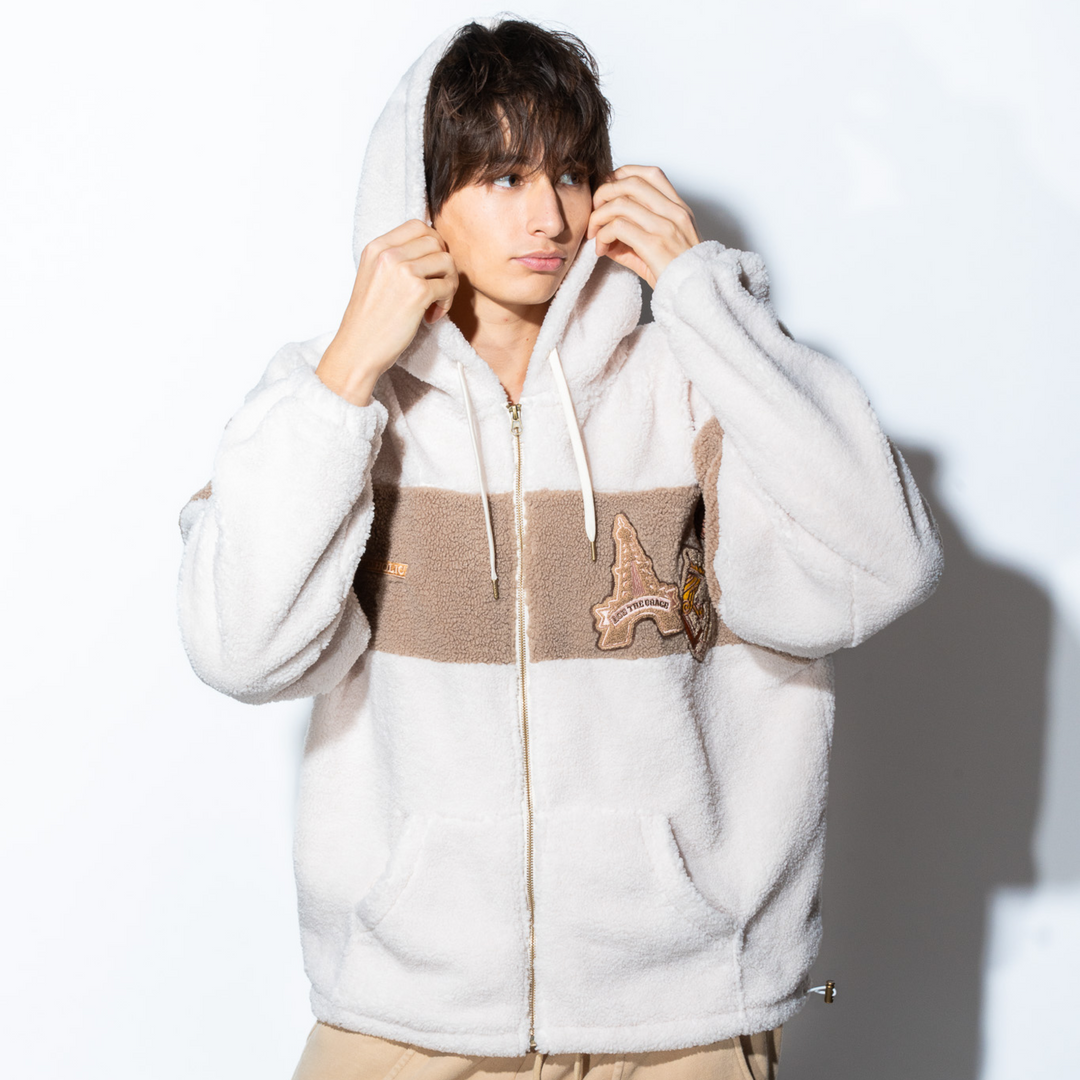 ボアフーディー “TRAVELHOLIC” ベージュ – World Wide Yokosawa ボアフーディー “TRAVELHOLIC” ベージュ – World Wide Yokosawa